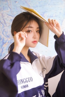 玉蒲团吴启华