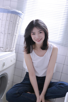 《丰满的女邻居》韩国
